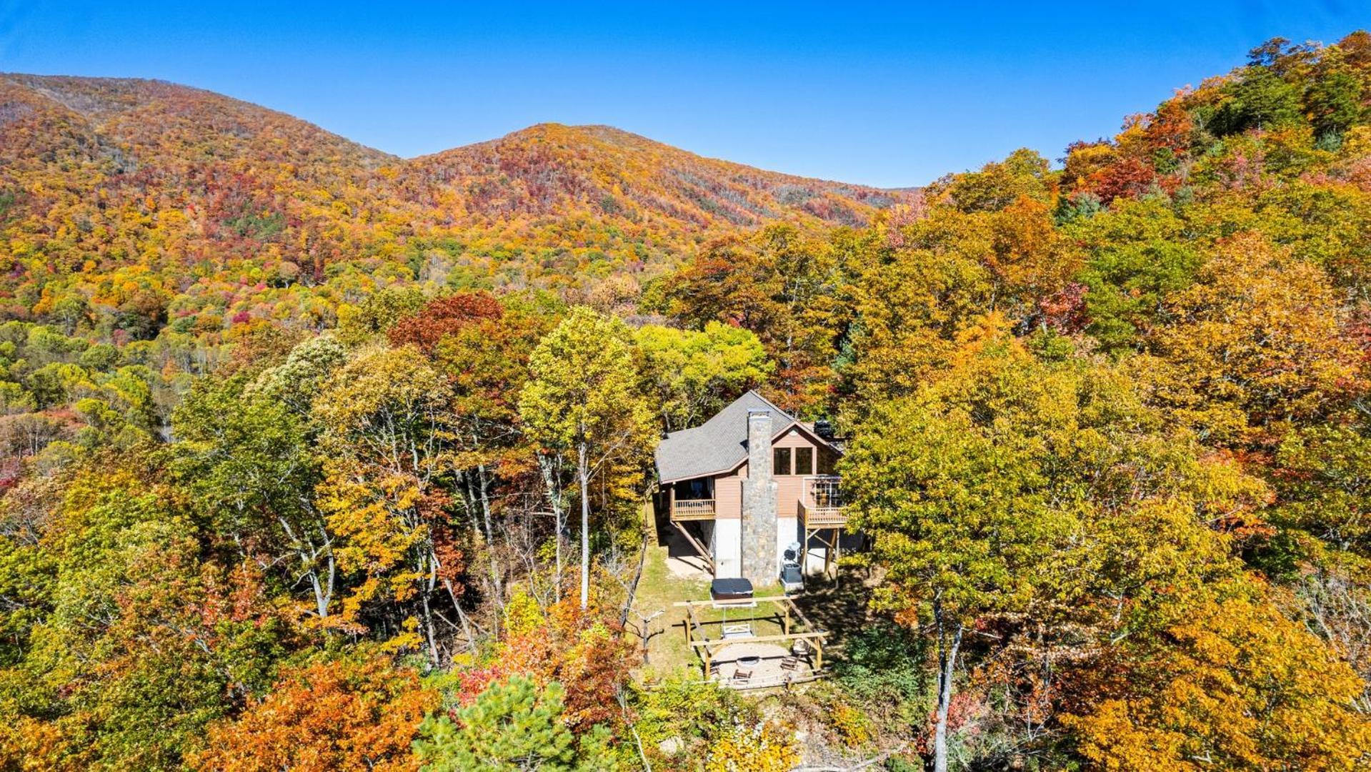 Maggie Valley Cabin With Beautiful Mountain Views, Hottub, Pet Friendly, Gameroom, Fireplace ภายนอก รูปภาพ